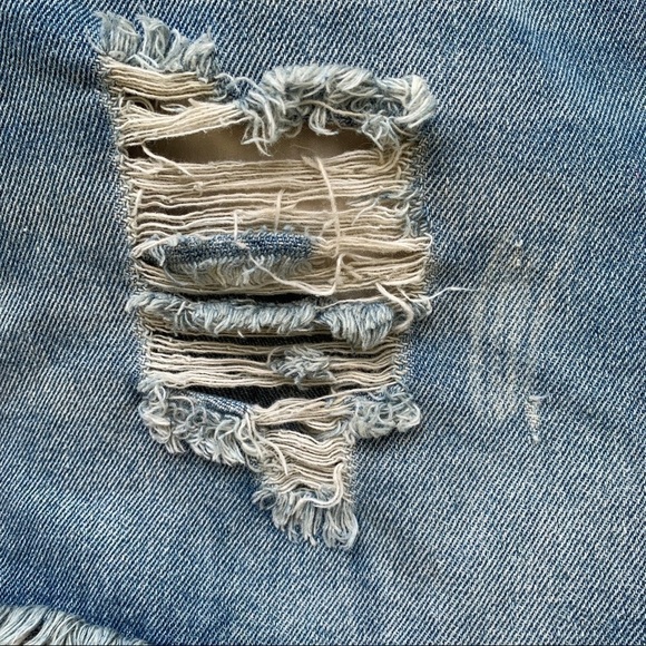 Fashion Jeans | Distressed Denim Mom Jean Shorts S - Picture 13 of 15